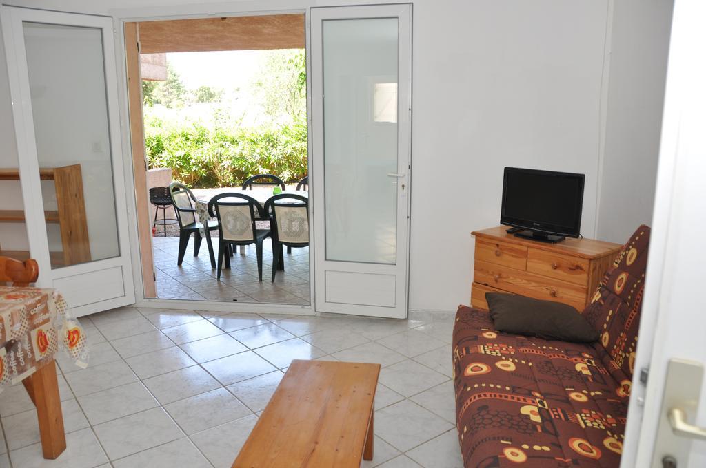 Sole E Mare Aparthotel Santa-Maria-Poggio  Phòng bức ảnh