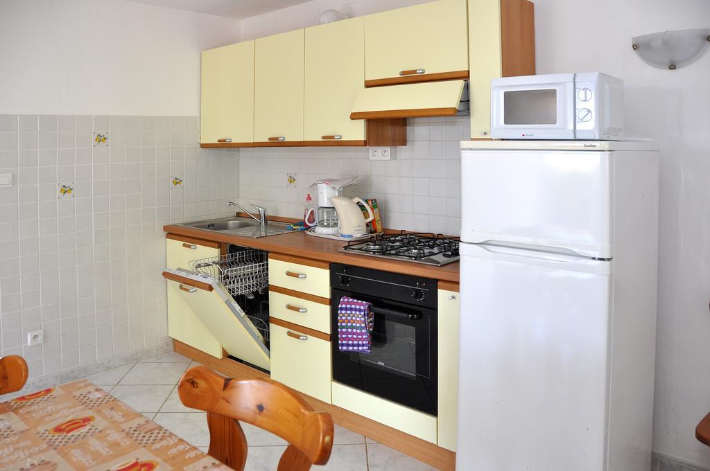 Sole E Mare Aparthotel Santa-Maria-Poggio  Phòng bức ảnh