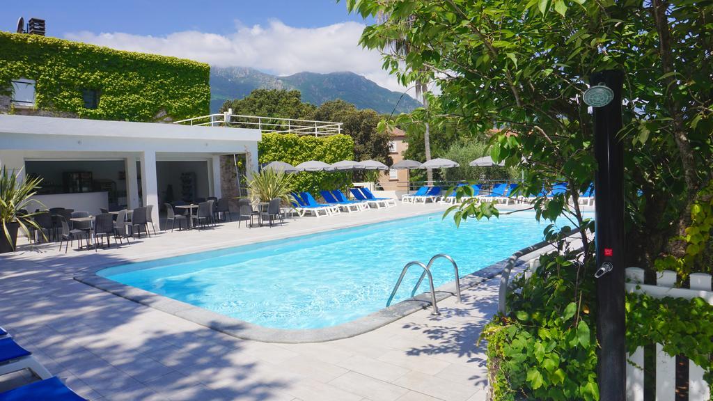 Sole E Mare Aparthotel Santa-Maria-Poggio  Ngoại thất bức ảnh