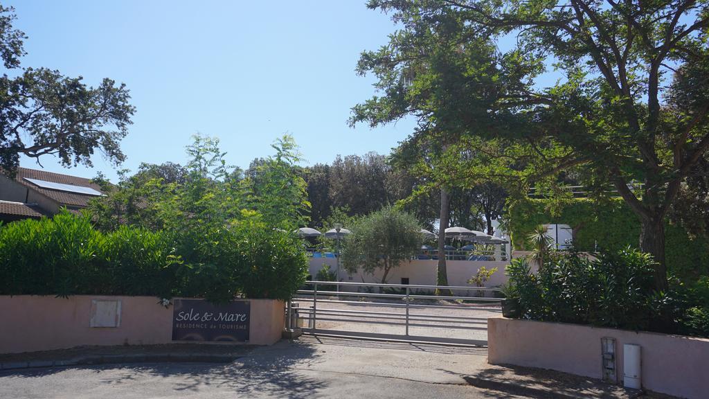 Sole E Mare Aparthotel Santa-Maria-Poggio  Ngoại thất bức ảnh